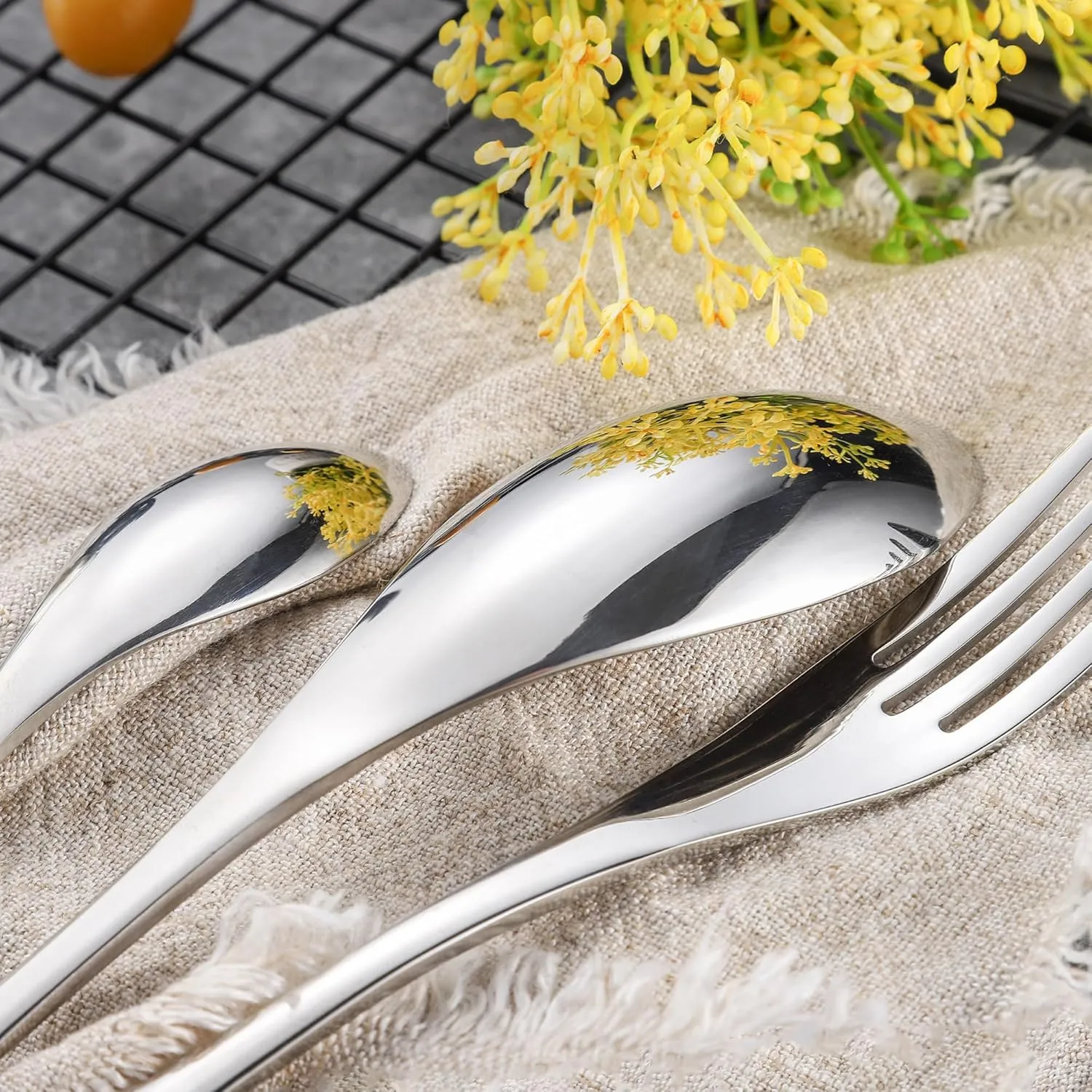 20-Piece Silverware Set for 4,Heavy Duty 18/10 Stainless Steel Cutlery Set with Forged Stand Knife,Modern Flatware Utensils Set,Forks Spoons and Knives Set,Mirror Polished,Dishwasher Safe