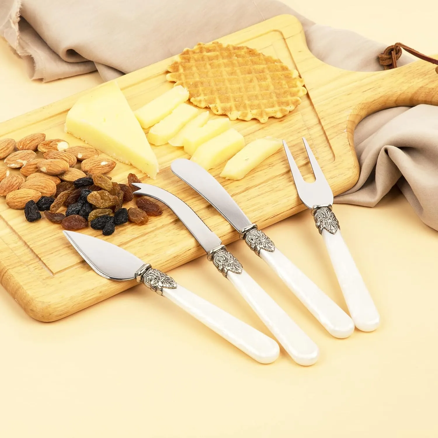 4-Piece Cheese Knive Set With Gift Box Stainless Steel Knife With Pearl Handle,Suitable For Parties And Festivalsfor Charcuterie Boards Accessories (White)