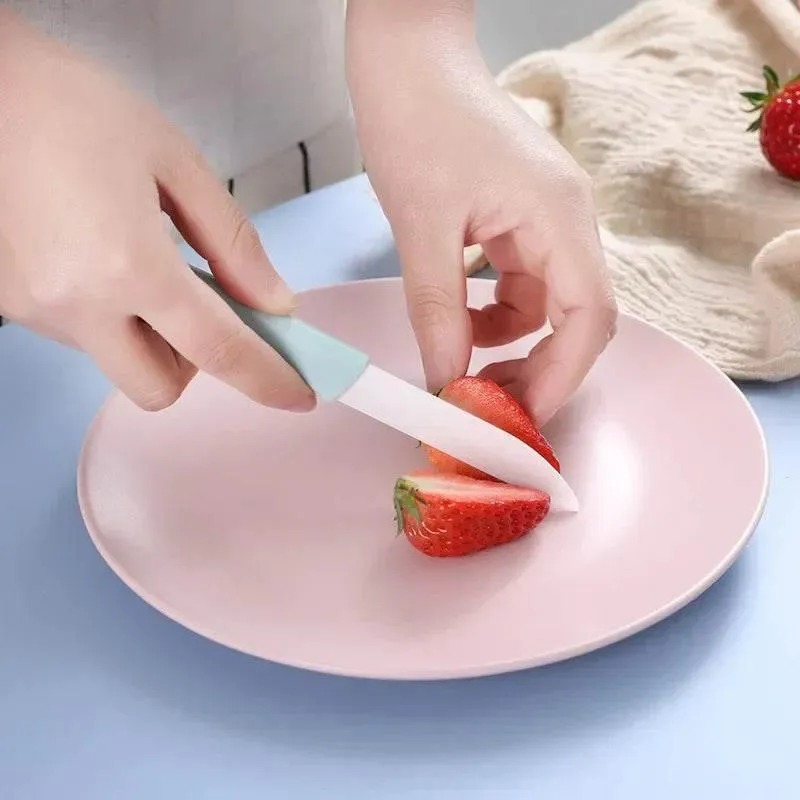 Ceramic Folding Knife - Essential Kitchen Cutting Tool