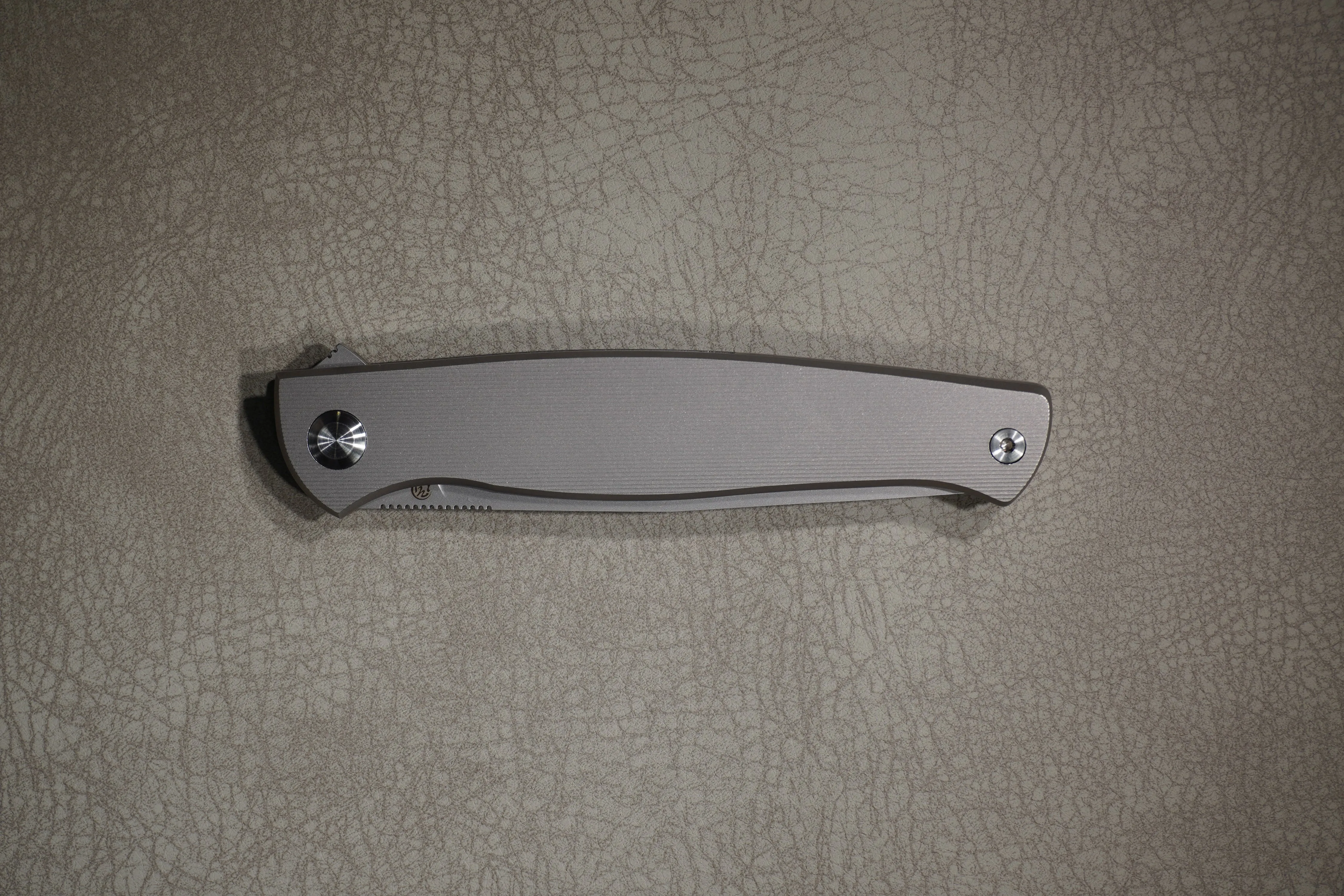 Cheburkov Knife Leader New, Steel M390, Handle Grey Titanium