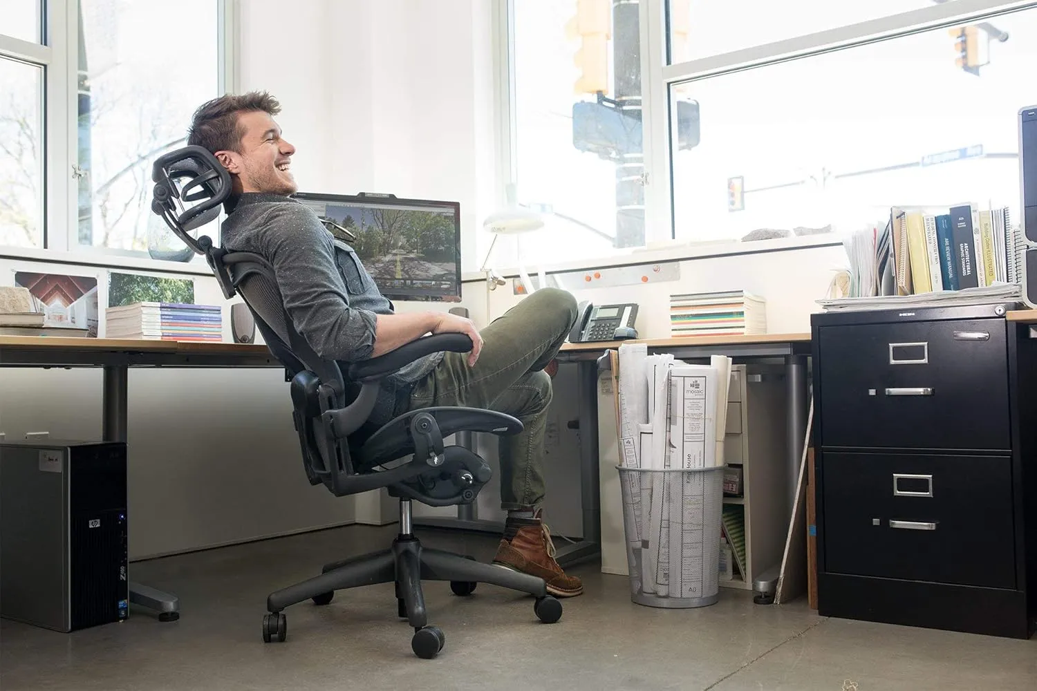 Engineered Now The Original Headrest for The Herman Miller Aeron Chair (H3 for Remastered, Carbon)
