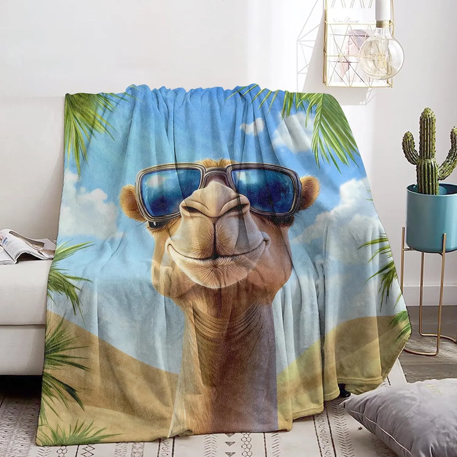 Funny Camel Blanket Soft Cozy Throw Blanket for Adults Women Kids - Warm Yet Lightweight Flannel Blankets for Travel, Couch, Bed, Fuzzy Outdoor Comfort Wrap 60"×50"