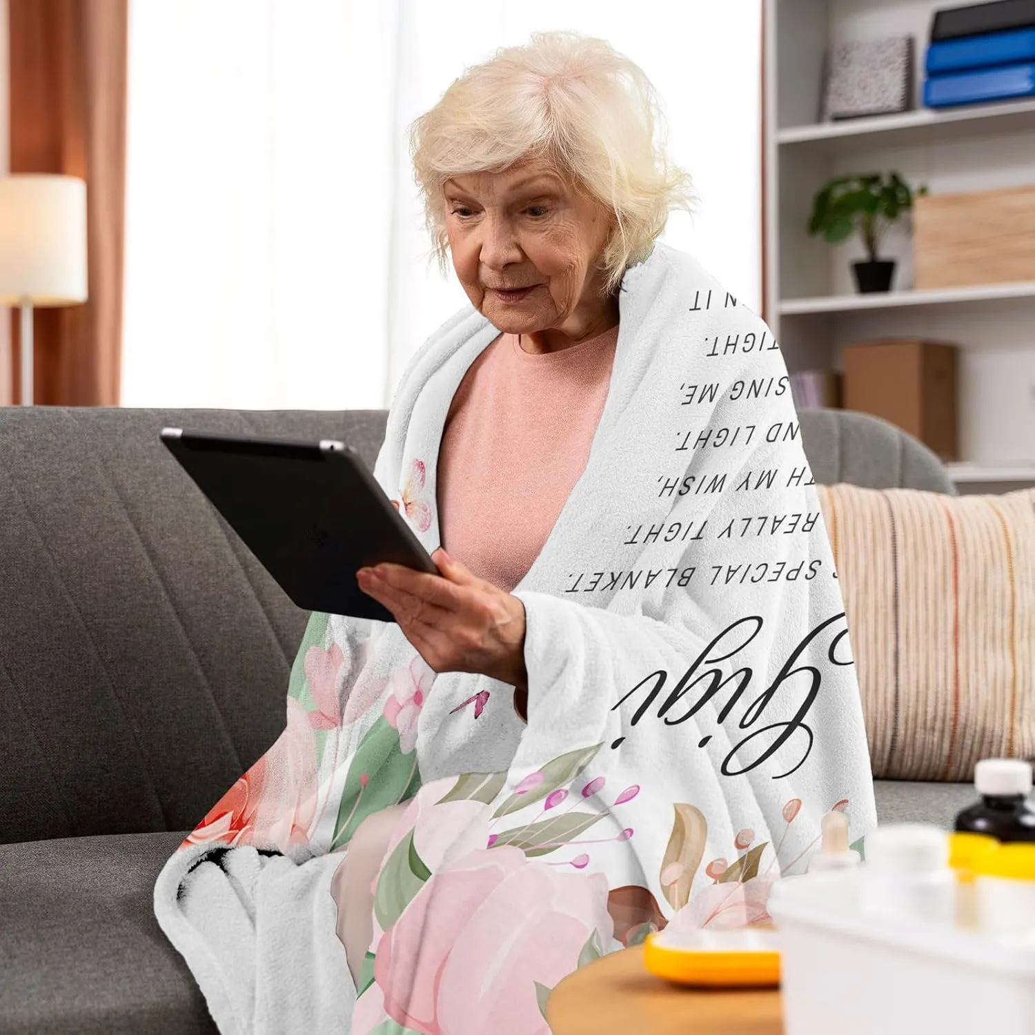 Gigi Gifts for Grandma Throw Blanket 60" X 50" - Gigi Birthday Gifts from Grandchildren - Gift for Gigi from Grandkids for Gigi from Granddaughter Grandson