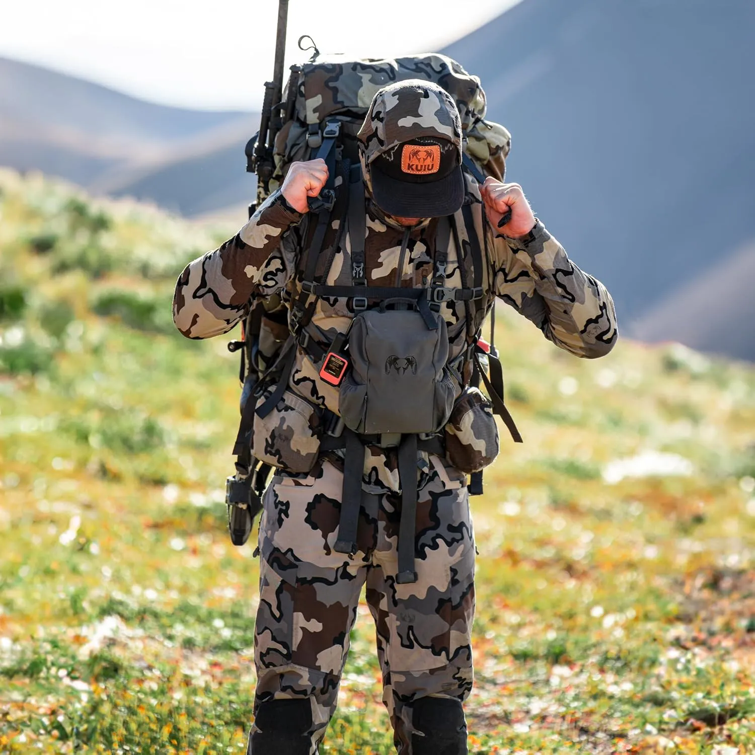 KUIU Guide Pro Pant - Wind-Resistant, Articulated Fit, Durable Soft-Shell for Cold Weather Mountain Hunting