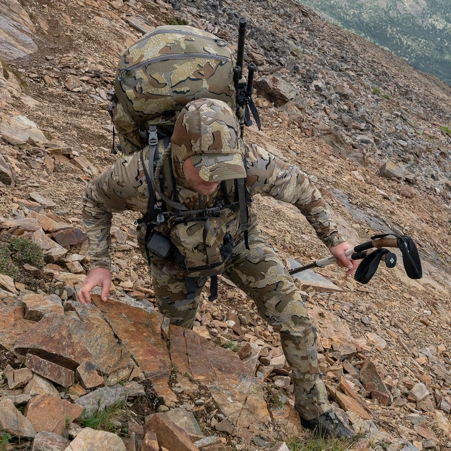 KUIU Guide Pro Pant - Wind-Resistant, Articulated Fit, Durable Soft-Shell for Cold Weather Mountain Hunting