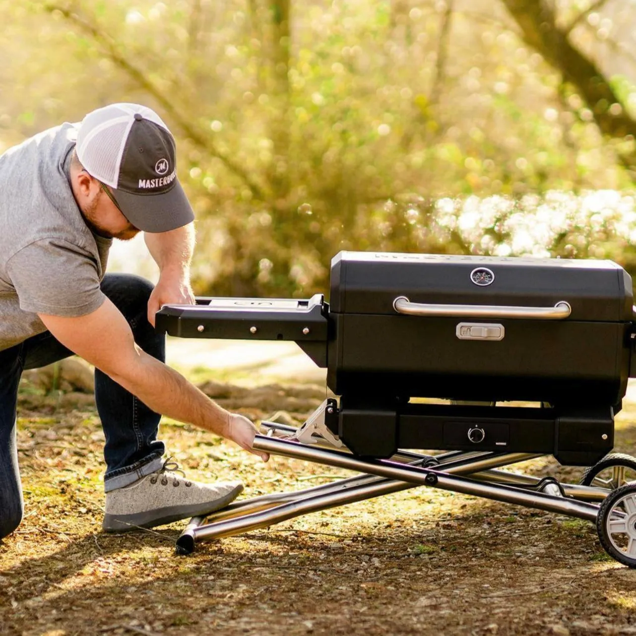 Masterbuilt Portable Charcoal Grill   Smoker - MB20040722