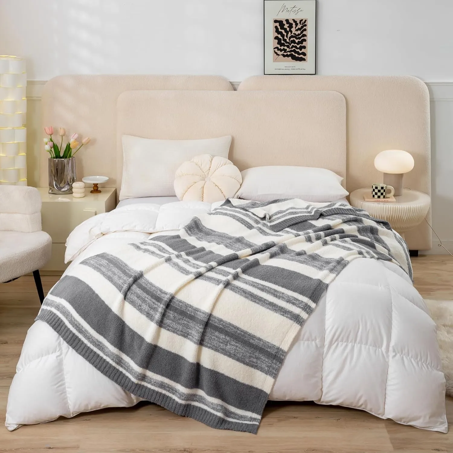 Mokoya Super Soft Summer Blanket 50"x70", Fluffy Lightweight Grey Throw Blanket for Couch, Bed, Sofa, Reversible Plush Knitted Throw Blanket, Modern Aesthetic Cozy Blanket, Gifts for Women, Men