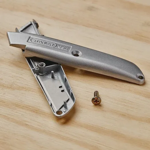 STANLEY 99E Classic Retractable Blade Utility Knife