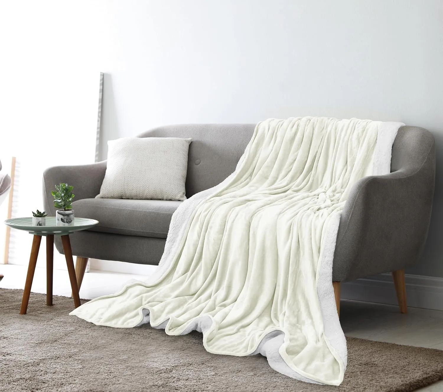 Utopia Bedding Sherpa Blanket Full Size (Ivory, 90x84 Inches) - Soft Lightweight Plush Fleece Reversible Blanket for Bed, Sofa, Couch, Camping and Travel