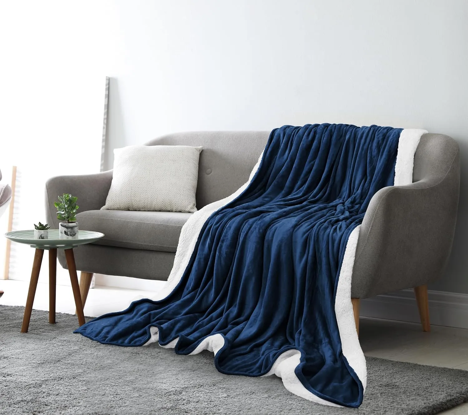 Utopia Bedding Sherpa Blanket Full Size (Navy, 90x84 Inches) - Soft Lightweight Plush Fleece Reversible Blanket for Bed, Sofa, Couch, Camping and Travel