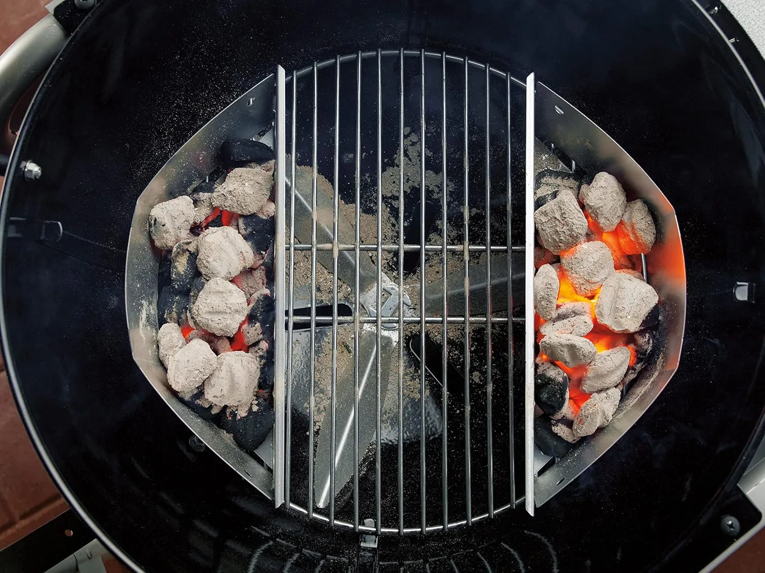 Weber Master-Touch 22" Charcoal Grill, Spring Green