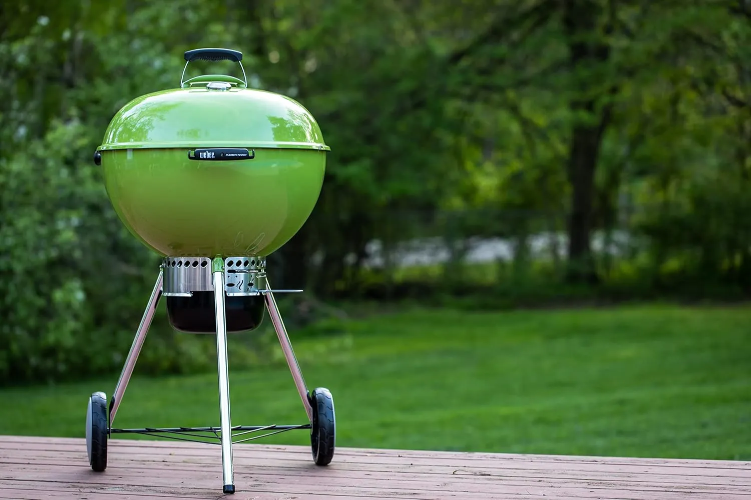 Weber Master-Touch 22" Charcoal Grill, Spring Green