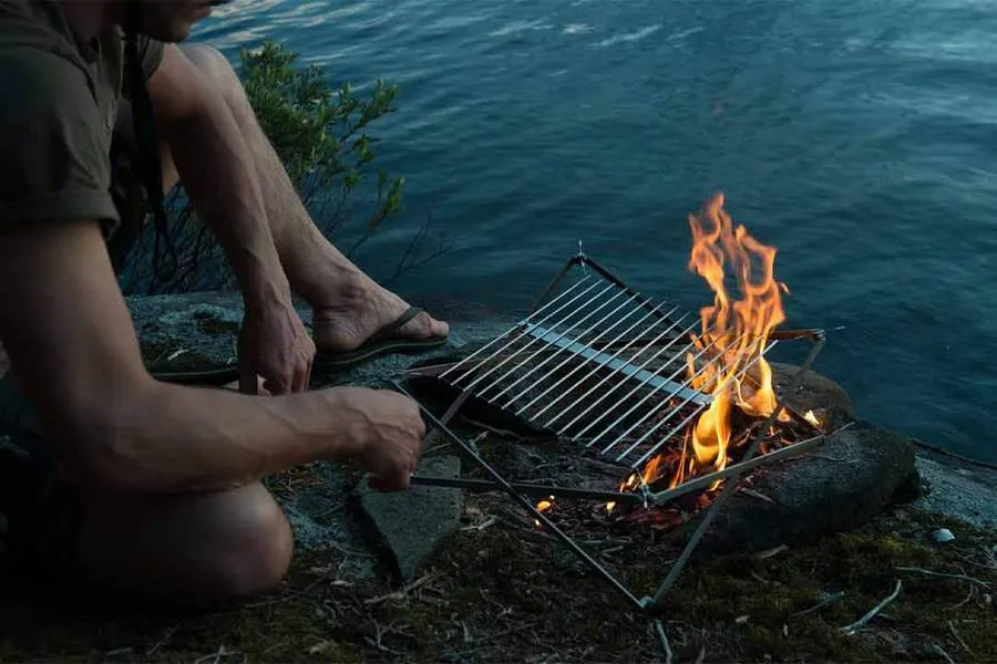 Wolf & Grizzly Grill M1 with Fire Set